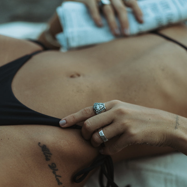 MEDUSA RING IN SILVER