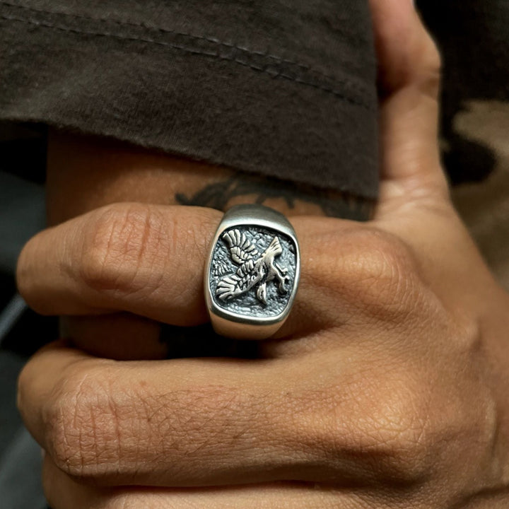 EAGLE RING IN SILVER